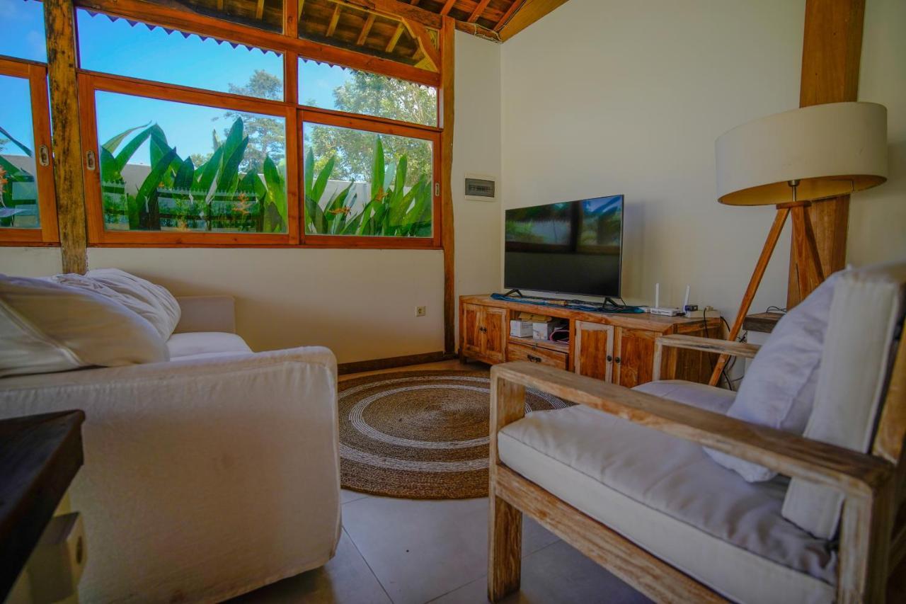Villa Miti Bingin Улувату Экстерьер фото